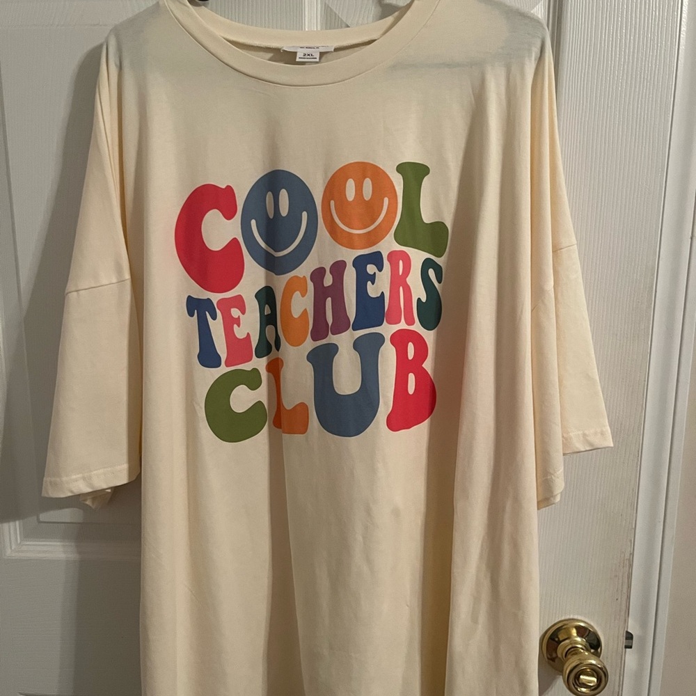 IC COLLECTION Cream Kids Shirt with Colorful Print